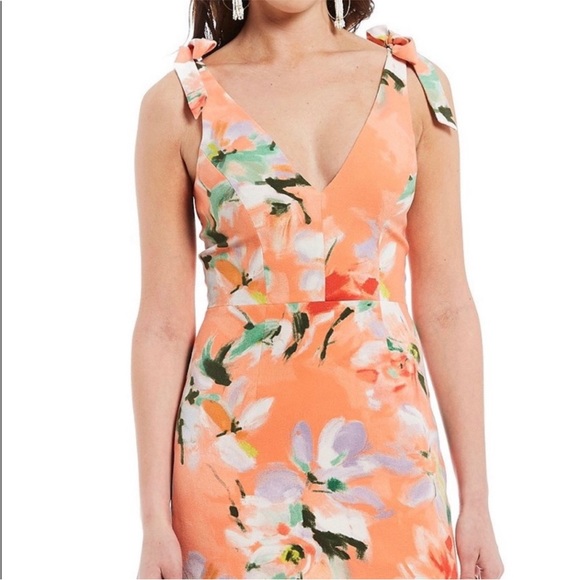 Dress The Population - Picture 4 of 4